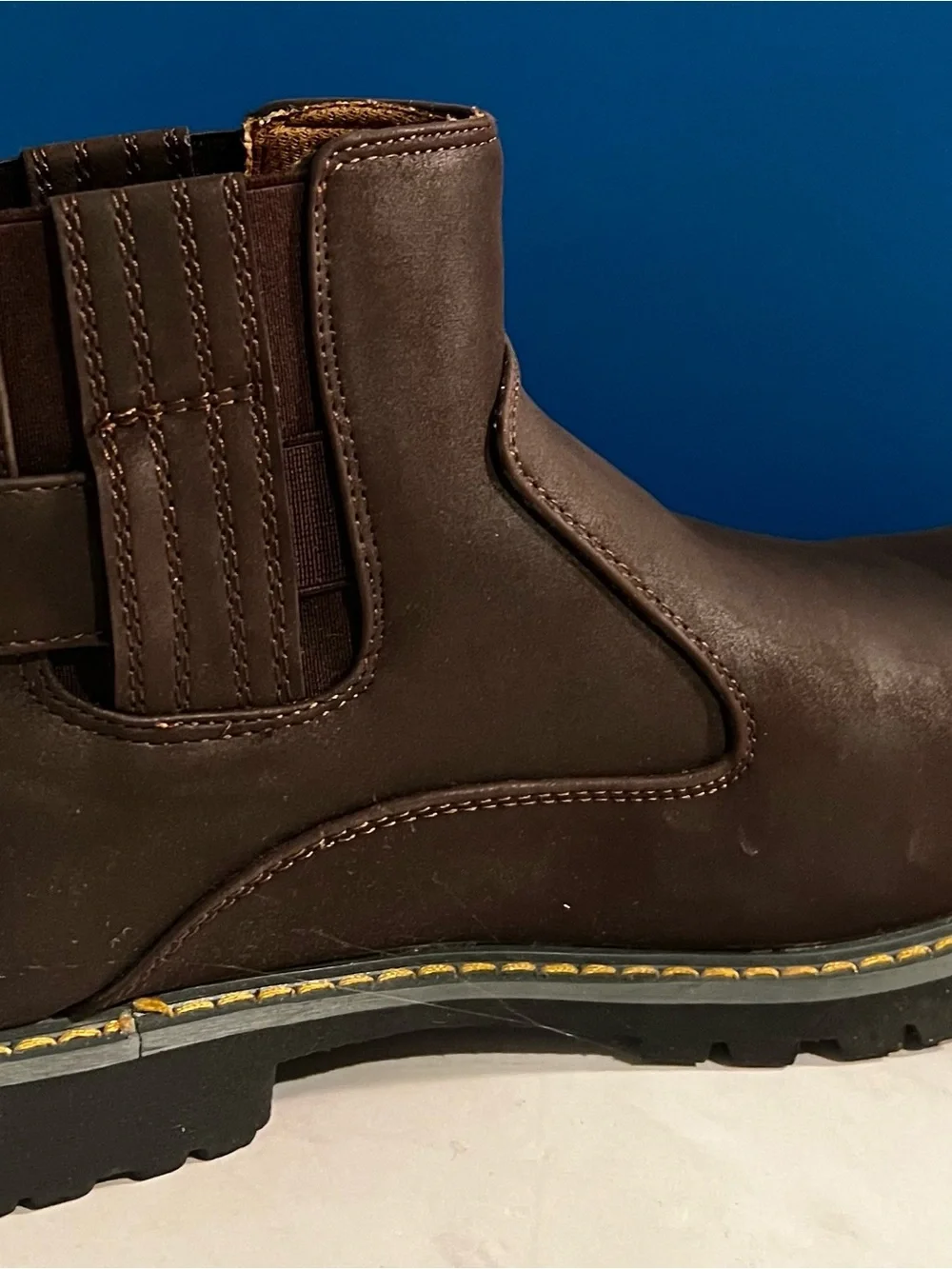 solo Brown Leather Chukka Boots with Rugged Sole